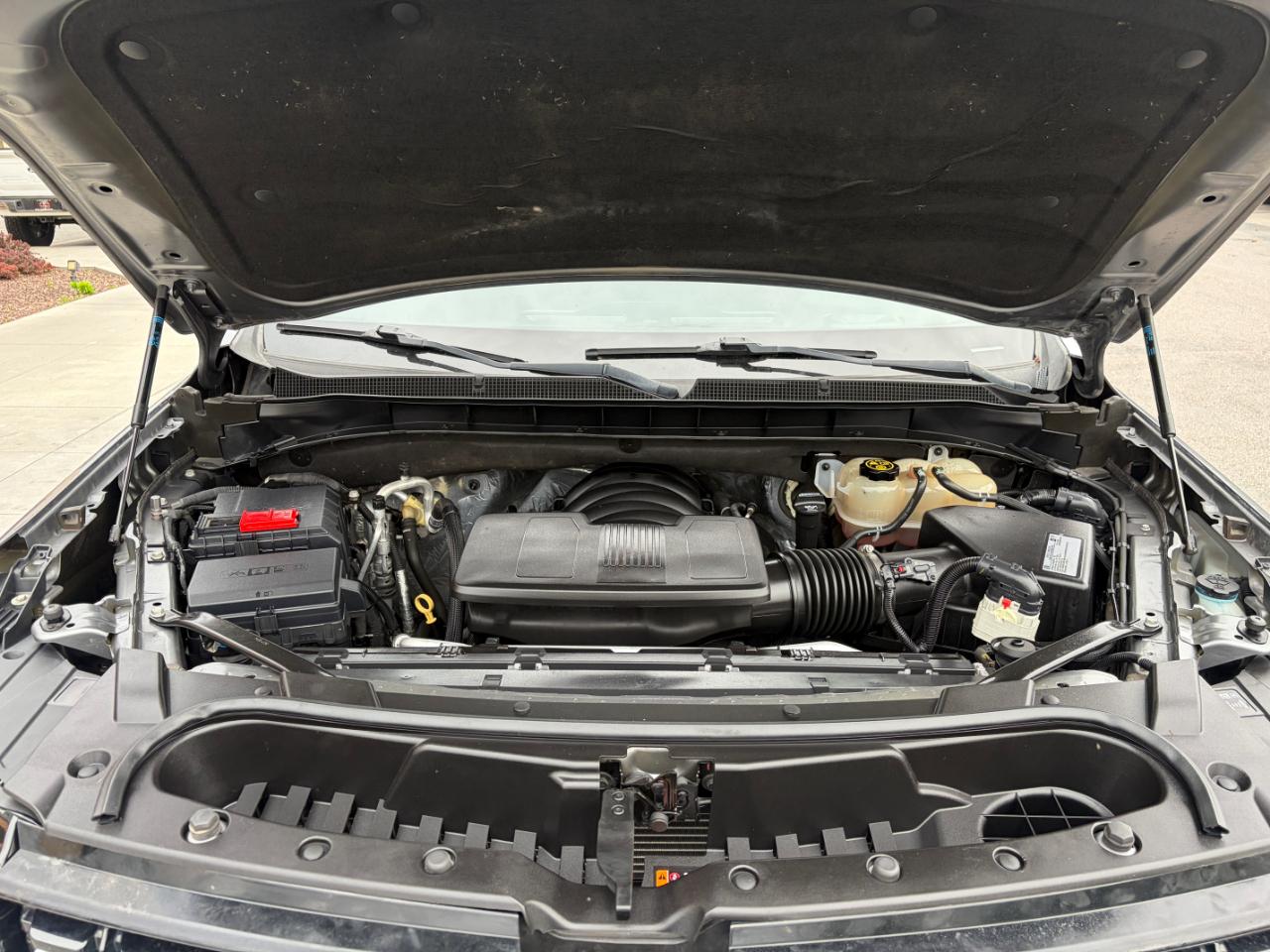 Chevrolet Tahoe 4WD 4dr LT 2021