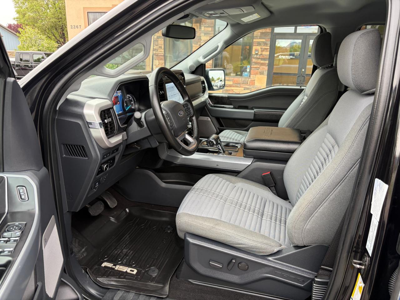 Ford F-150 XLT 4WD SuperCrew 5.5' Box 2023