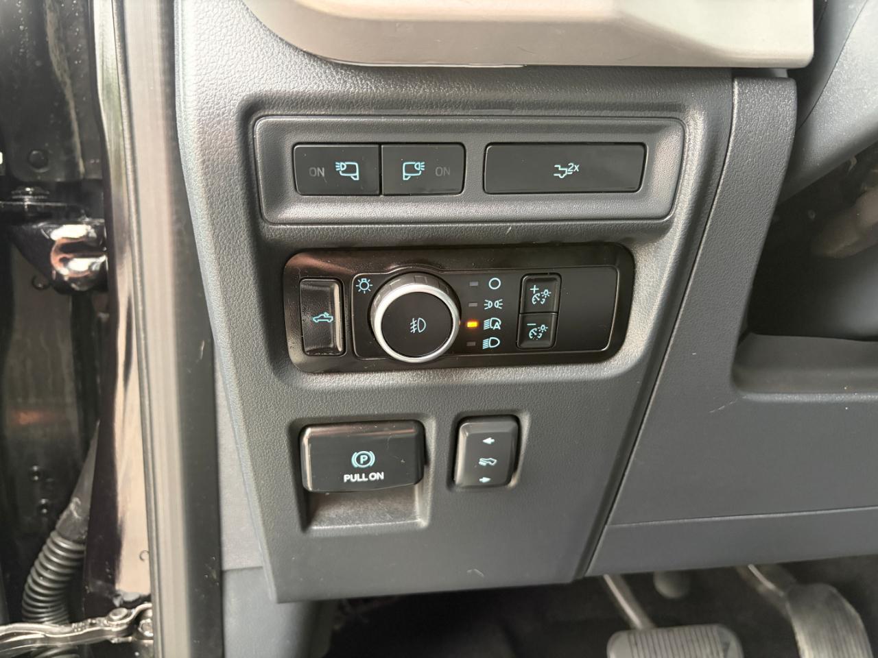 Ford F-150 XLT 4WD SuperCrew 5.5' Box 2023