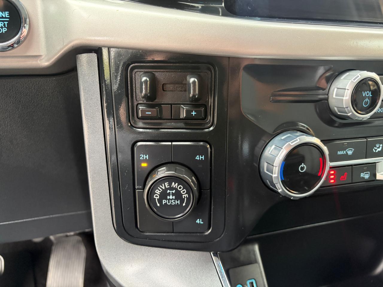 Ford F-150 XLT 4WD SuperCrew 5.5' Box 2023