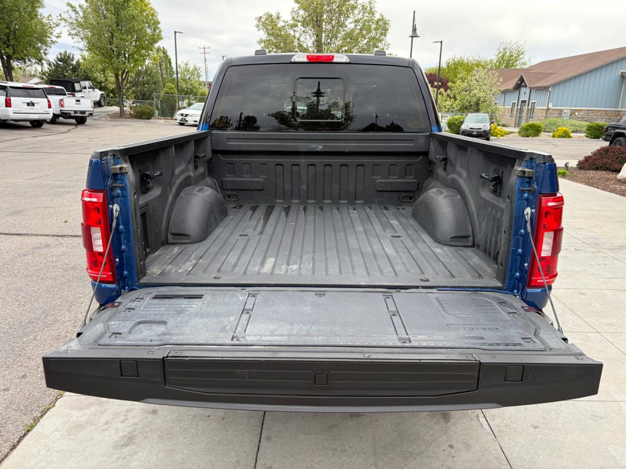 Ford F-150 XLT 4WD SuperCrew 5.5' Box 2023