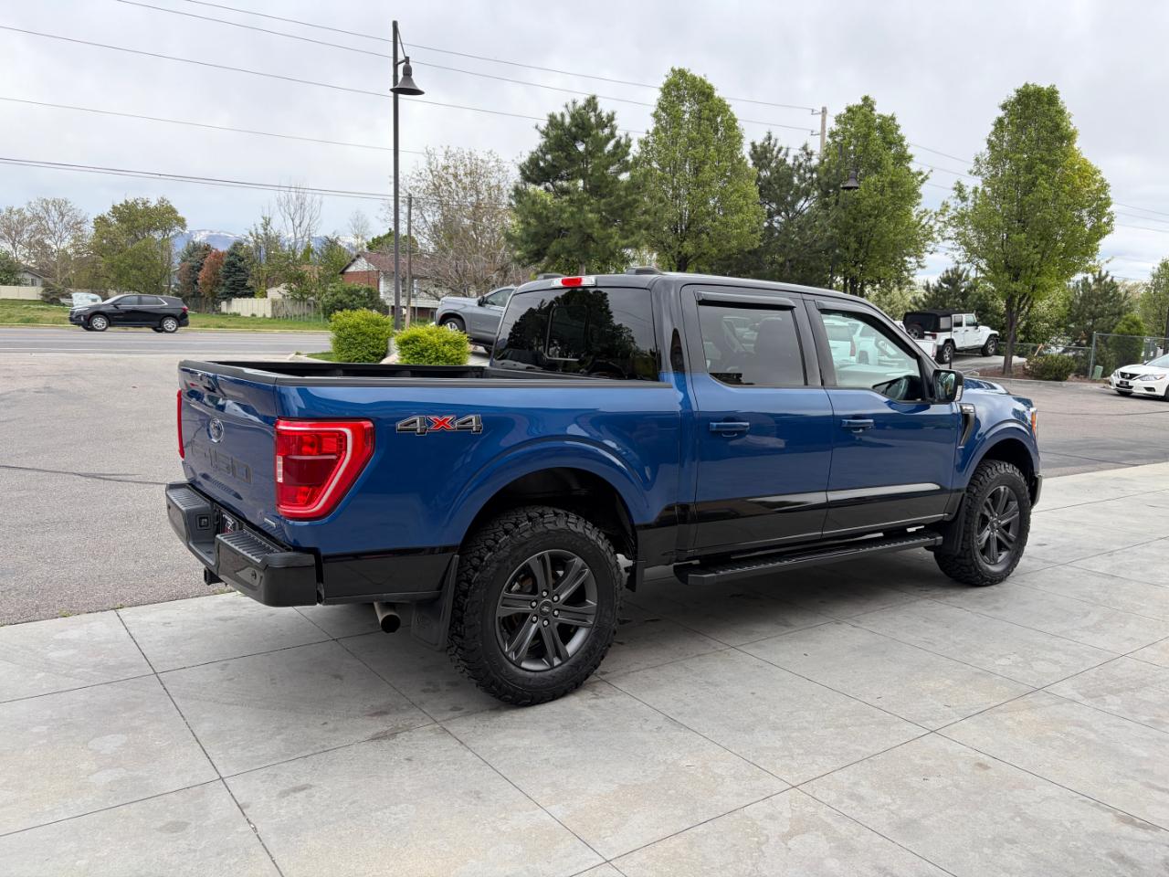 Ford F-150 XLT 4WD SuperCrew 5.5' Box 2023