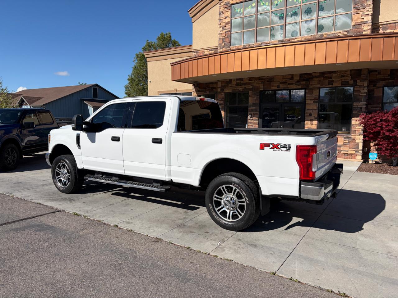 Ford Super Duty F-250 SRW XLT 4WD Crew Cab 6.75' Box 2018