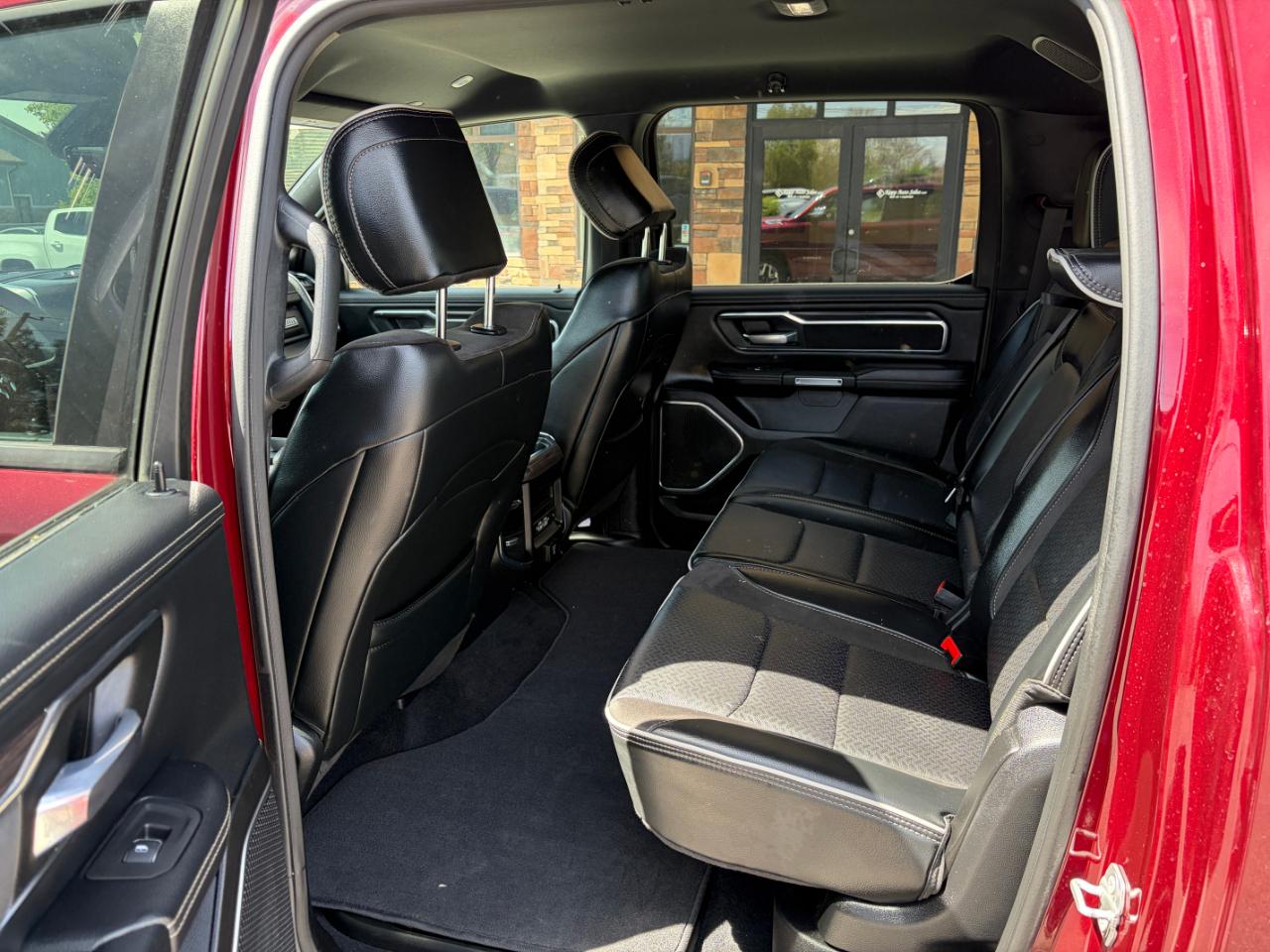 RAM 1500 Laramie 4x4 Crew Cab 6'4" Box 2025