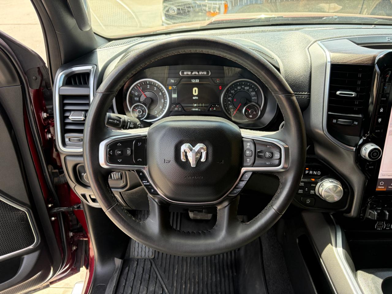 RAM 1500 Laramie 4x4 Crew Cab 6'4" Box 2025