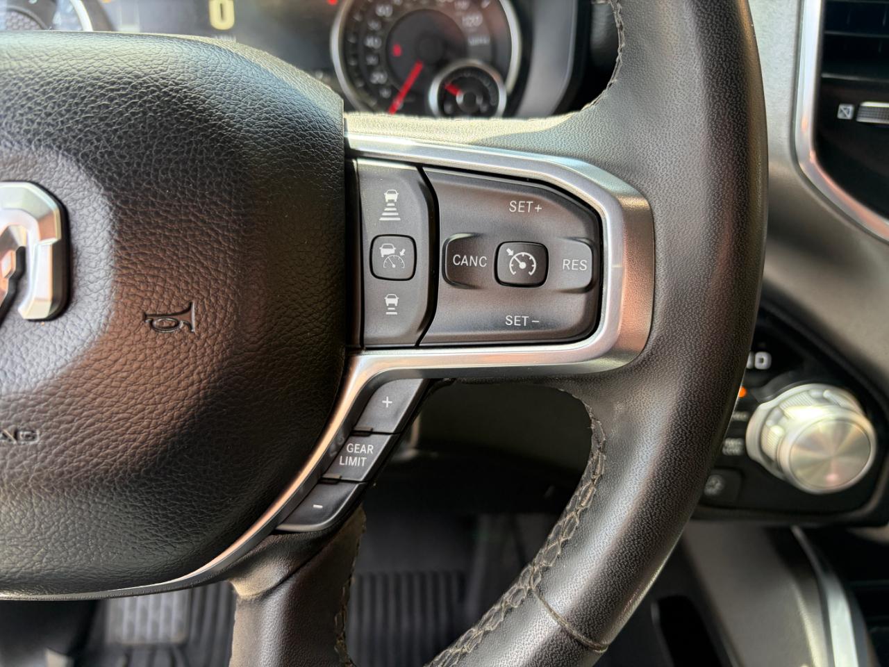 RAM 1500 Laramie 4x4 Crew Cab 6'4" Box 2025