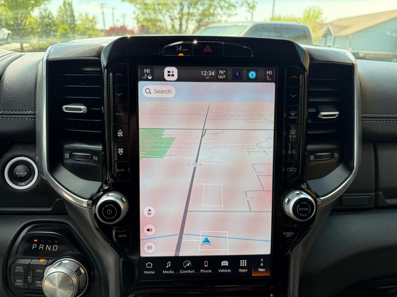 RAM 1500 Laramie 4x4 Crew Cab 6'4" Box 2025