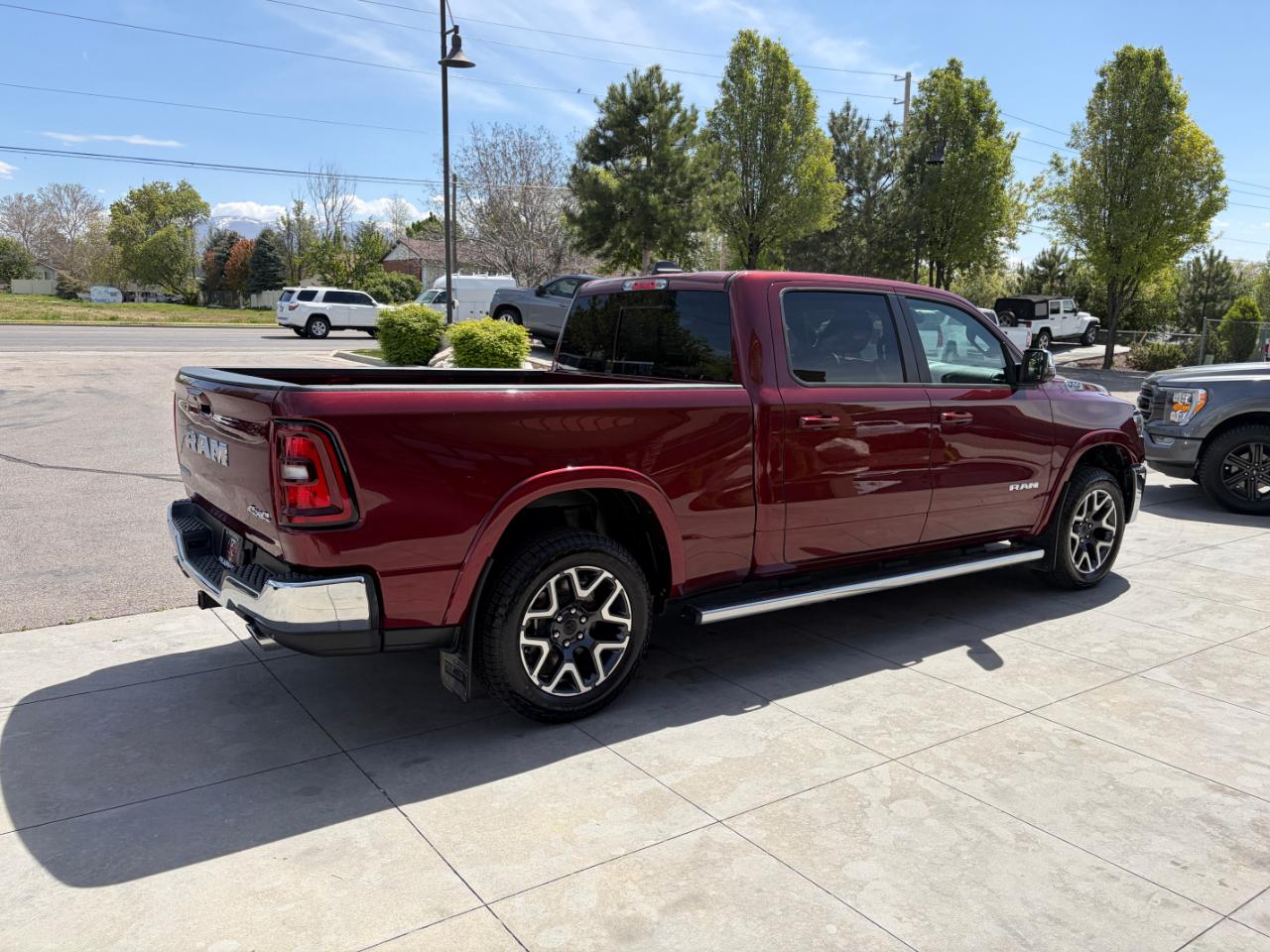 RAM 1500 Laramie 4x4 Crew Cab 6'4" Box 2025