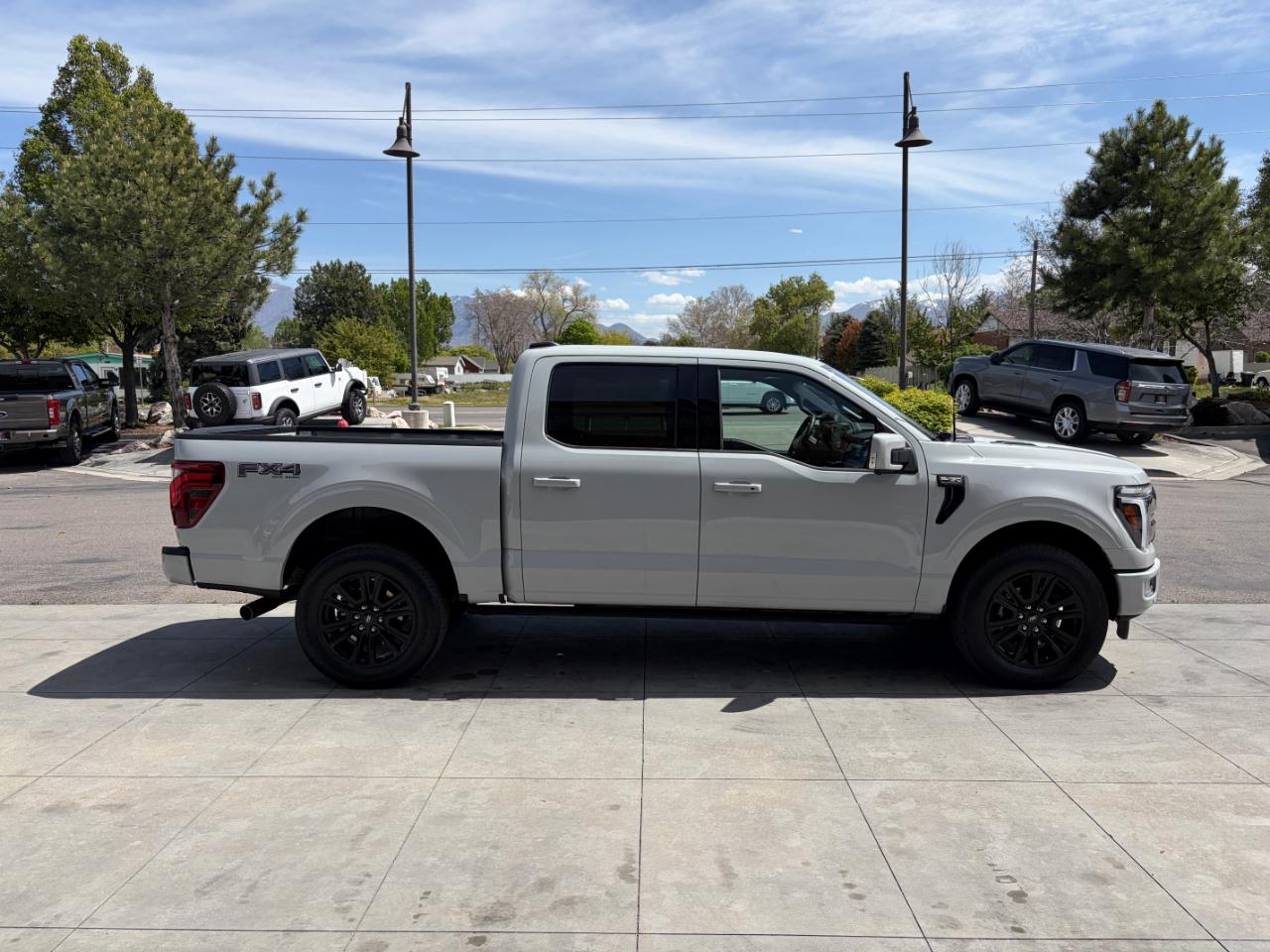 Ford F-150 Platinum 4WD SuperCrew 5.5' Box 2024