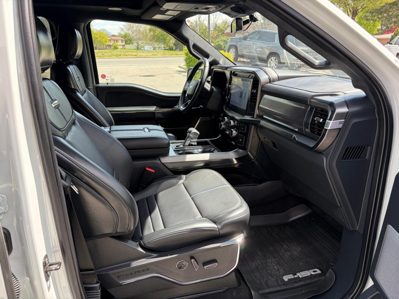 Ford F-150 Platinum 4WD SuperCrew 5.5' Box 2024