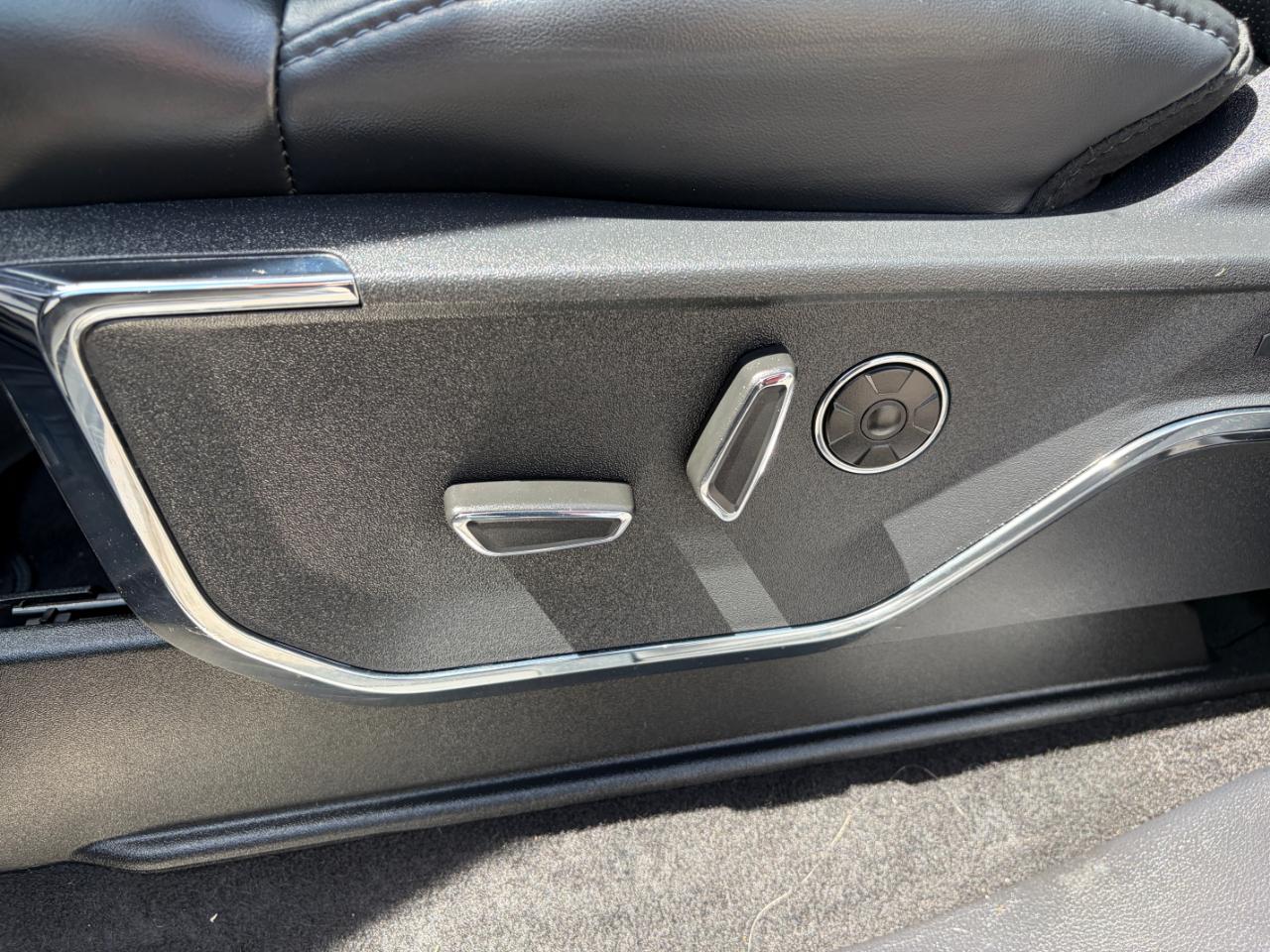 Ford F-150 Platinum 4WD SuperCrew 5.5' Box 2024