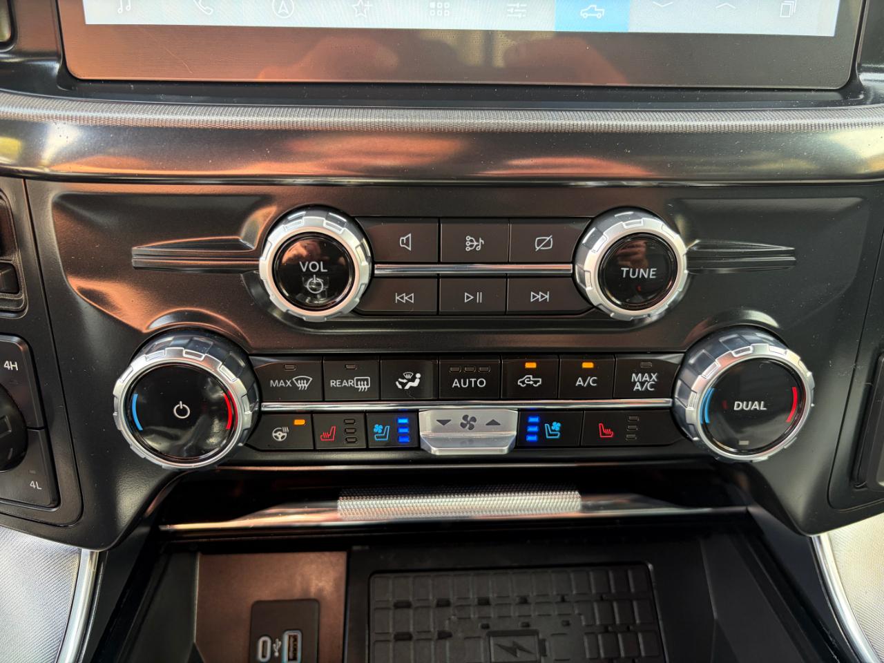 Ford F-150 Platinum 4WD SuperCrew 5.5' Box 2024