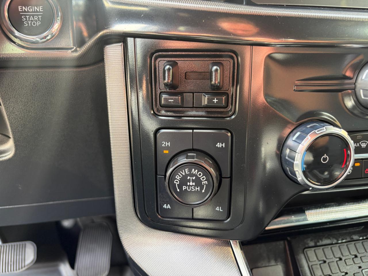 Ford F-150 Platinum 4WD SuperCrew 5.5' Box 2024