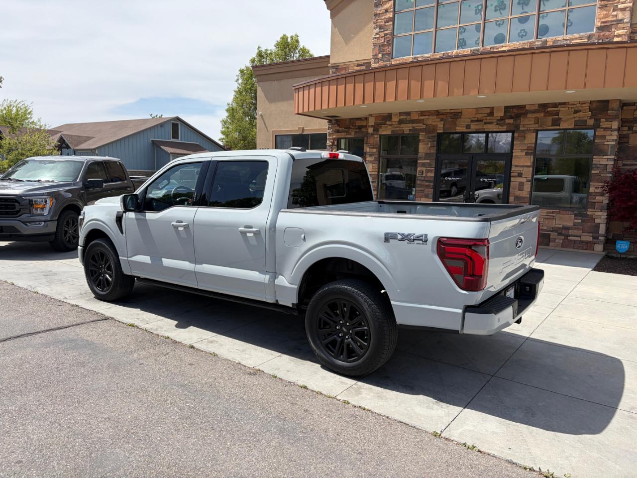 Ford F-150 Platinum 4WD SuperCrew 5.5' Box 2024