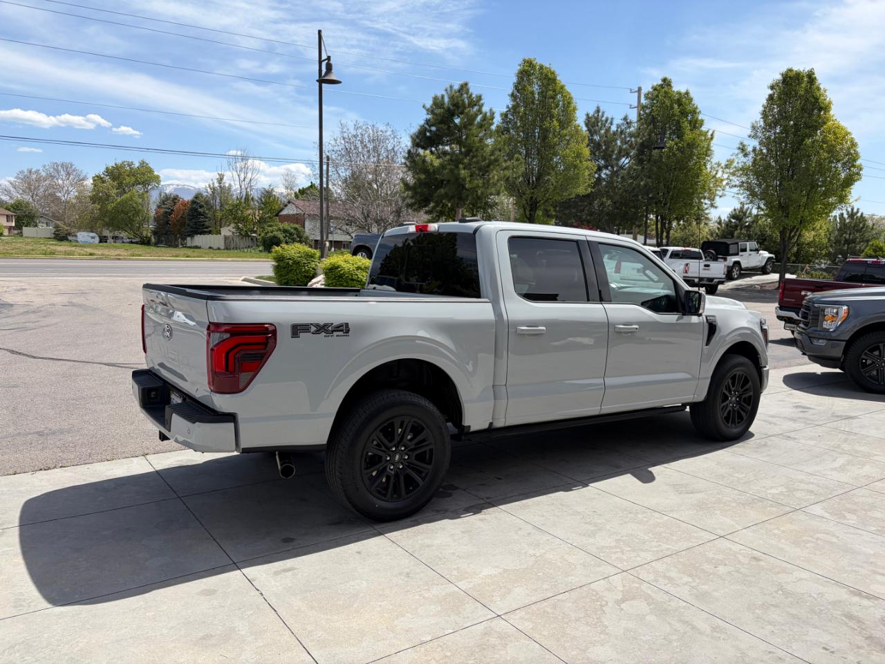Ford F-150 Platinum 4WD SuperCrew 5.5' Box 2024