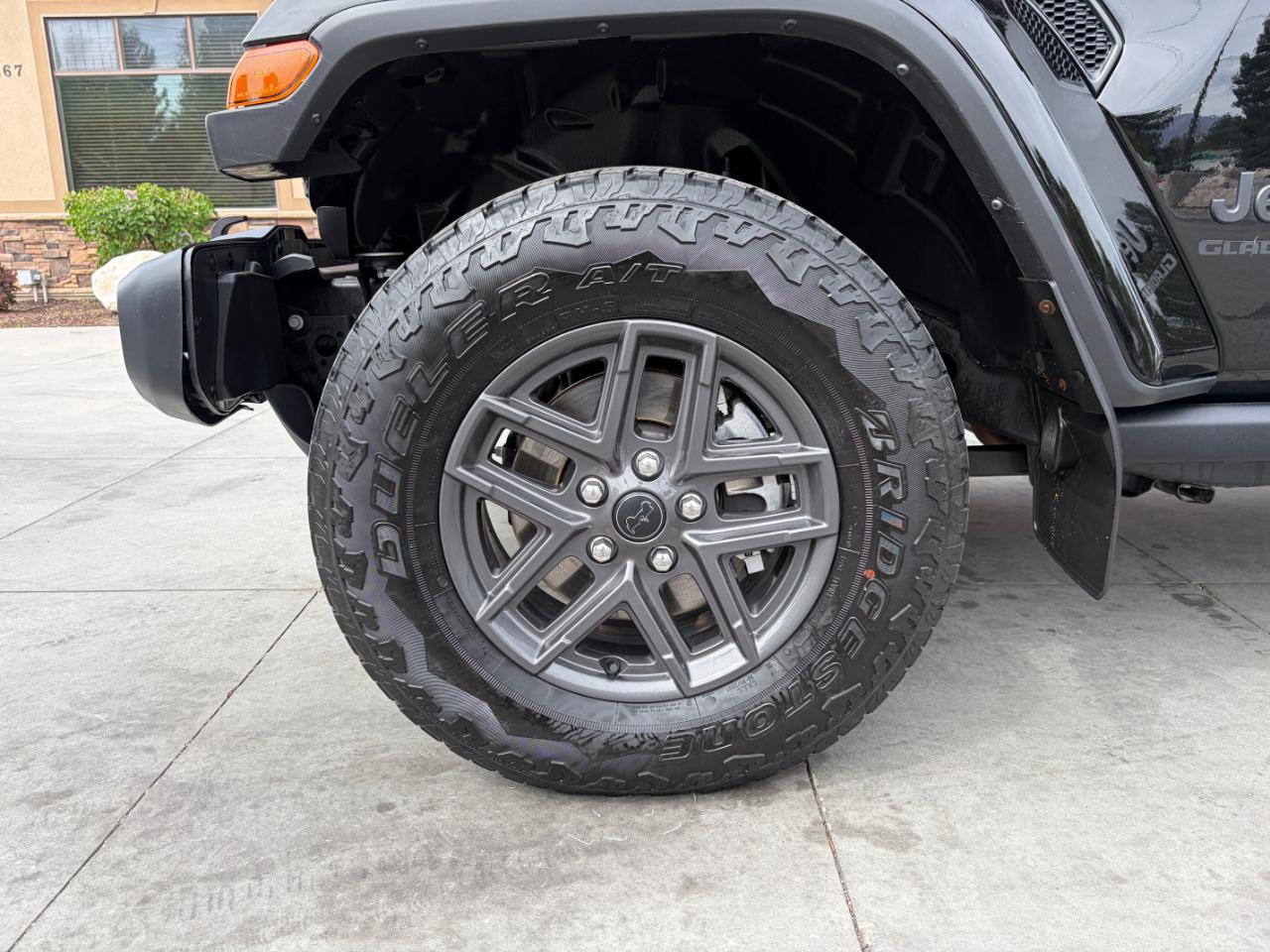 Jeep Gladiator Sport S 4x4 2024