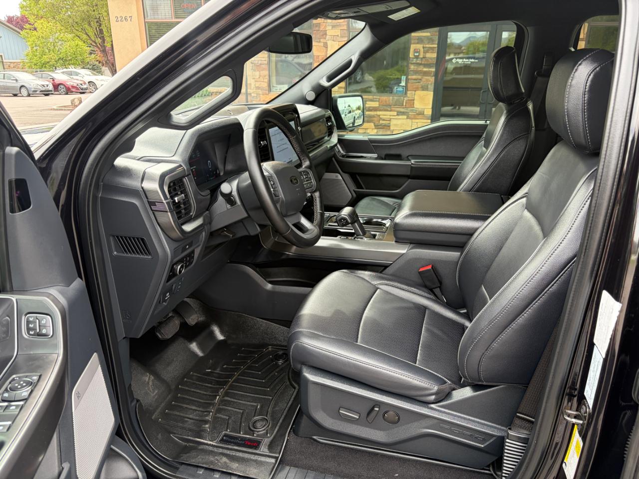 Ford F-150 Lariat 4WD SuperCrew 6.5' Box 2025