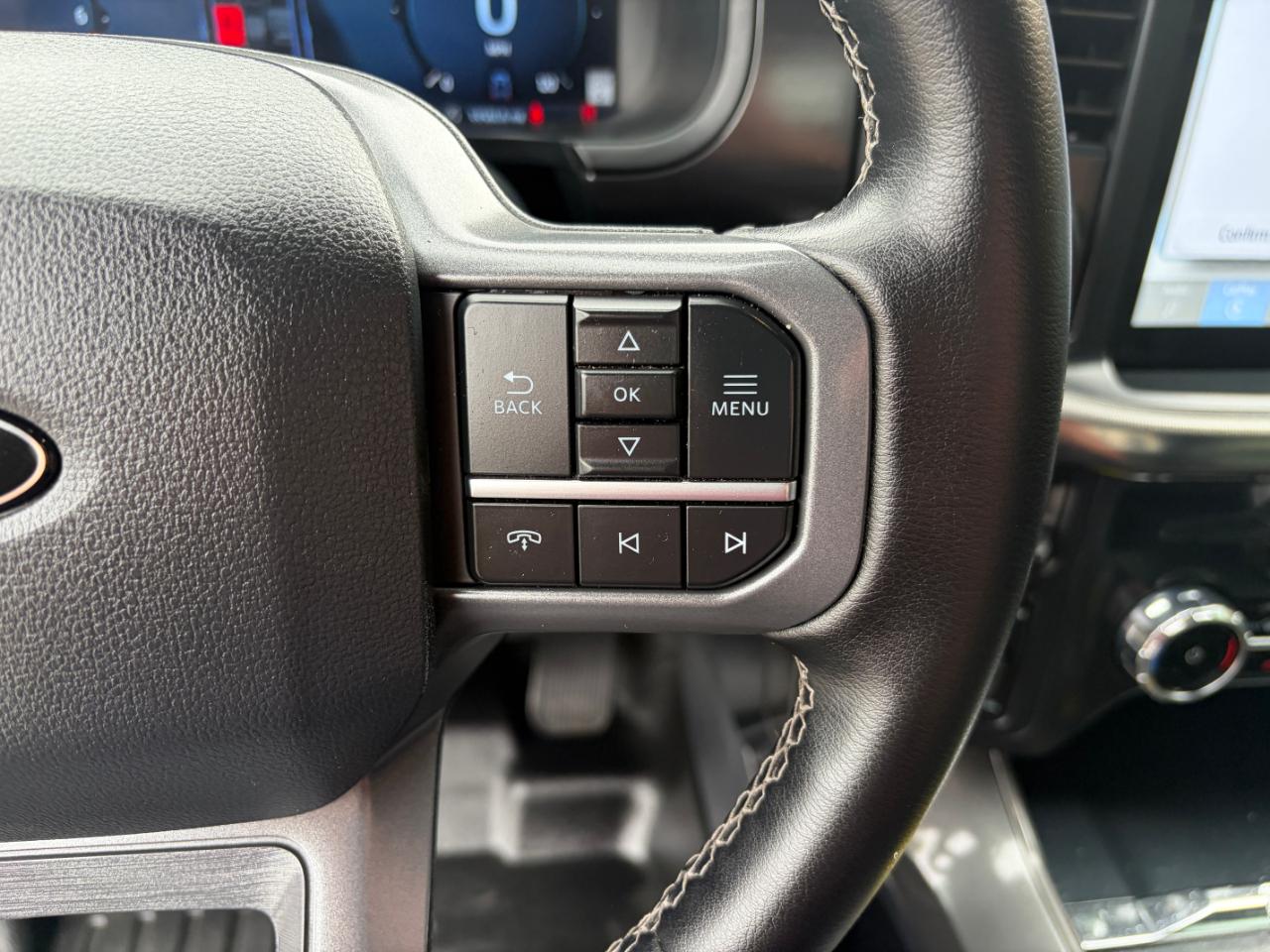 Ford F-150 Lariat 4WD SuperCrew 6.5' Box 2025