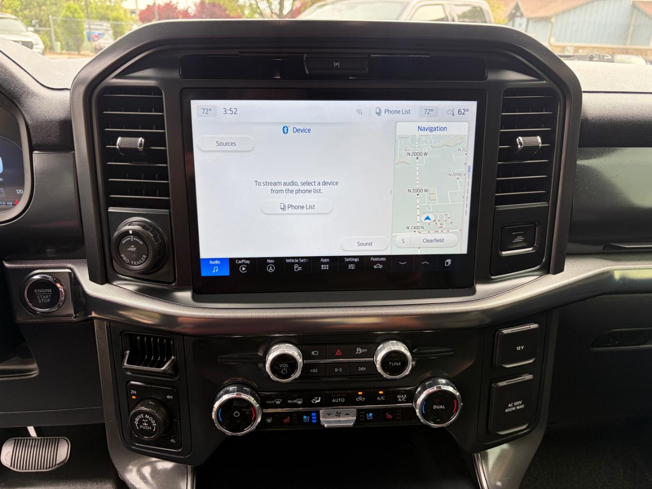 Ford F-150 Lariat 4WD SuperCrew 6.5' Box 2025