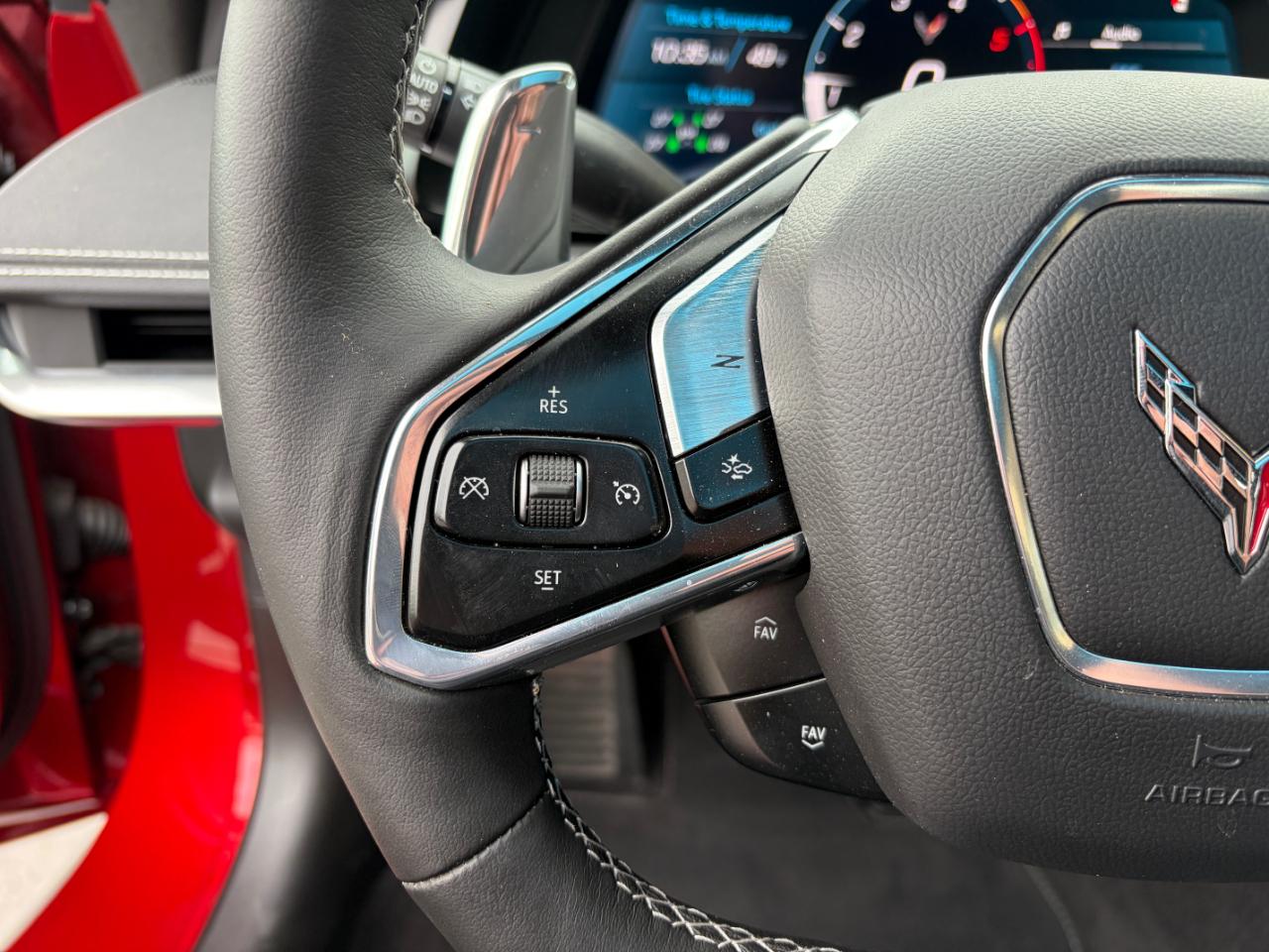 Chevrolet Corvette 2dr Stingray Cpe w/2LT 2024