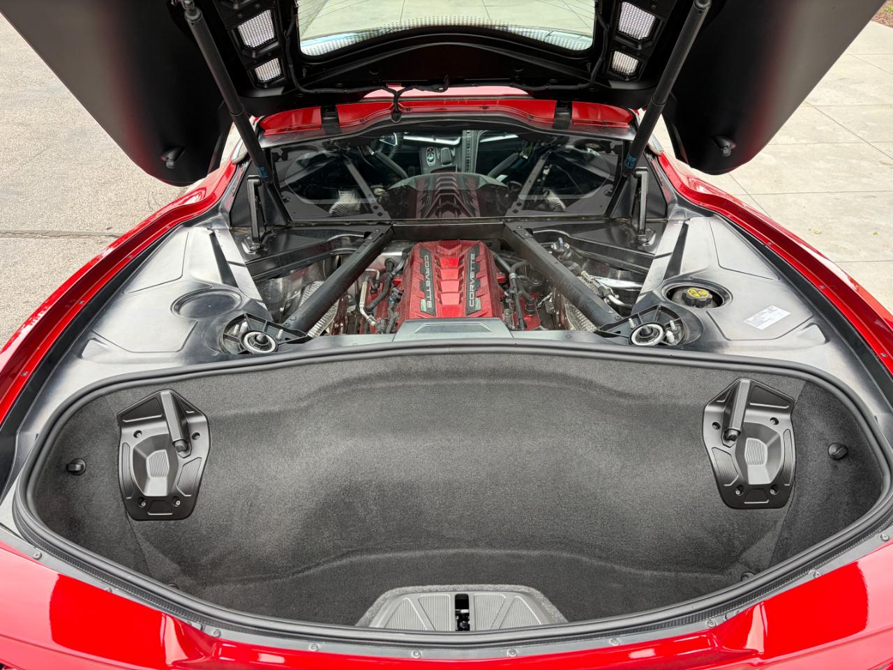 Chevrolet Corvette 2dr Stingray Cpe w/2LT 2024