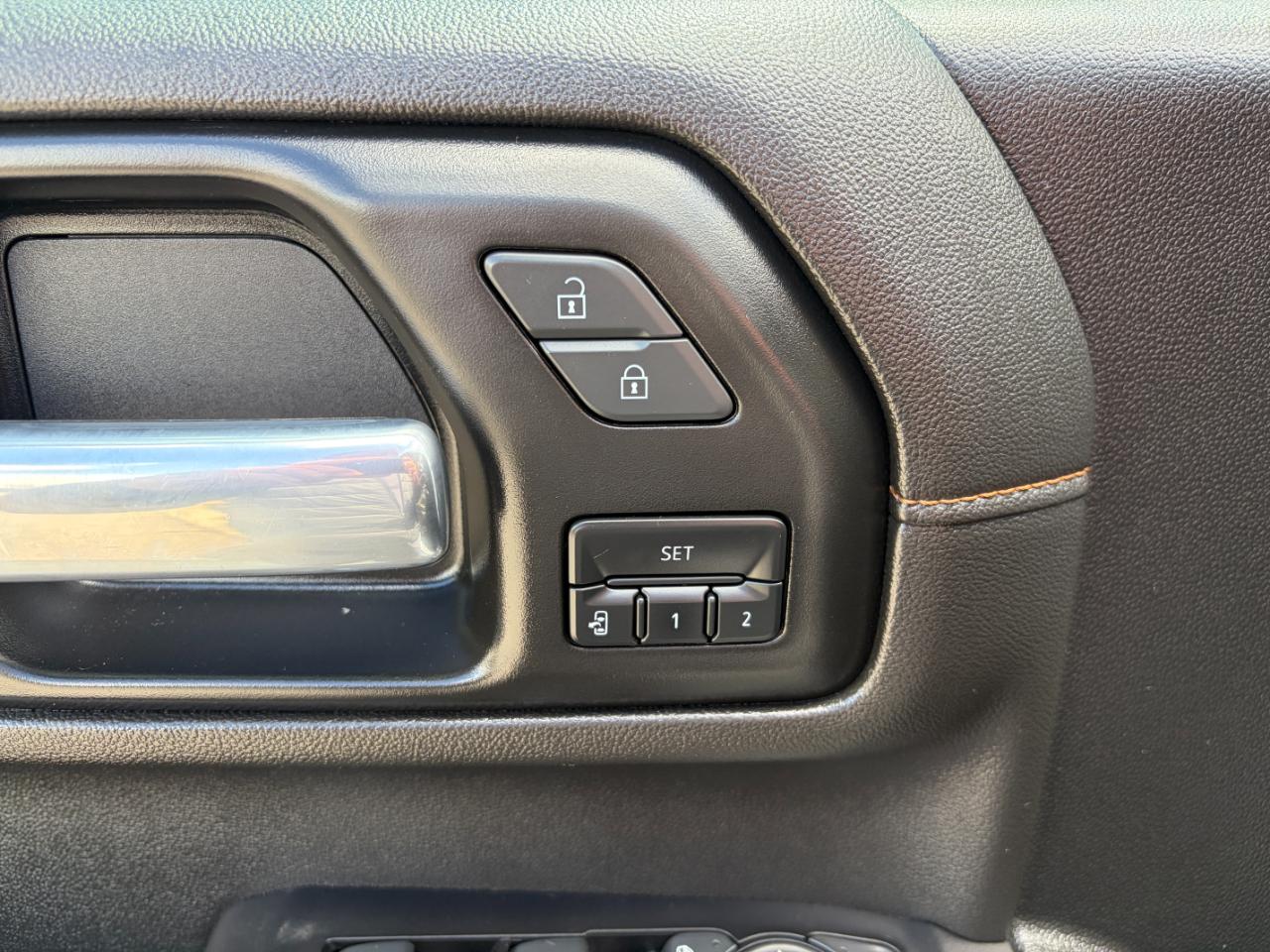 GMC Sierra 2500HD 4WD Crew Cab 172" AT4 2022