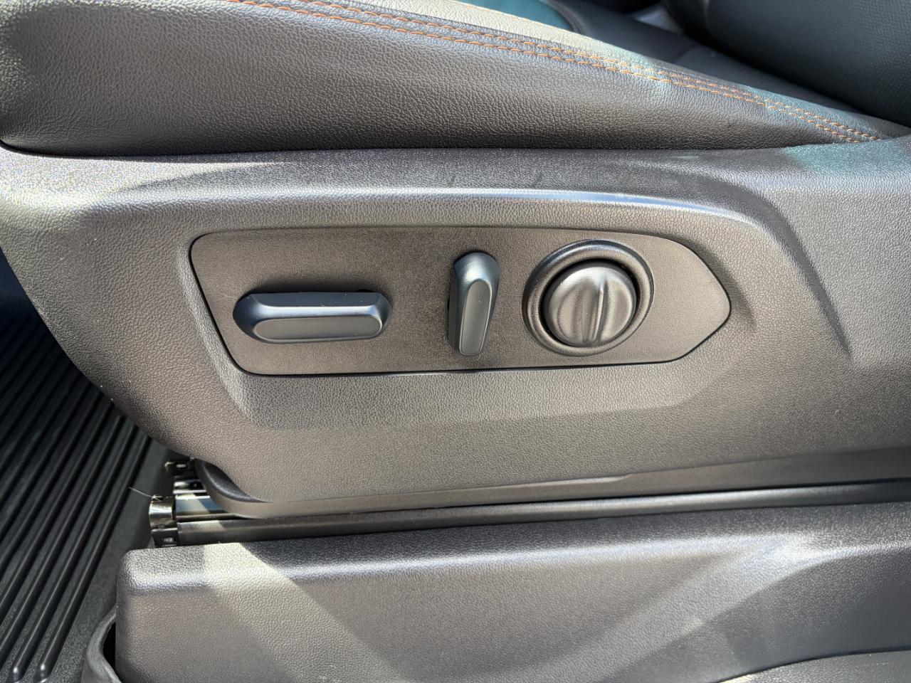 GMC Sierra 2500HD 4WD Crew Cab 172" AT4 2022