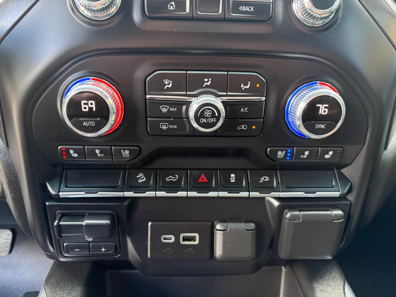 GMC Sierra 2500HD 4WD Crew Cab 172" AT4 2022