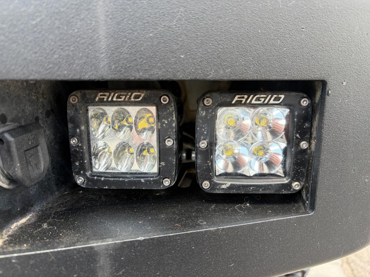 GMC Sierra 2500HD 4WD Crew Cab 172" AT4 2022