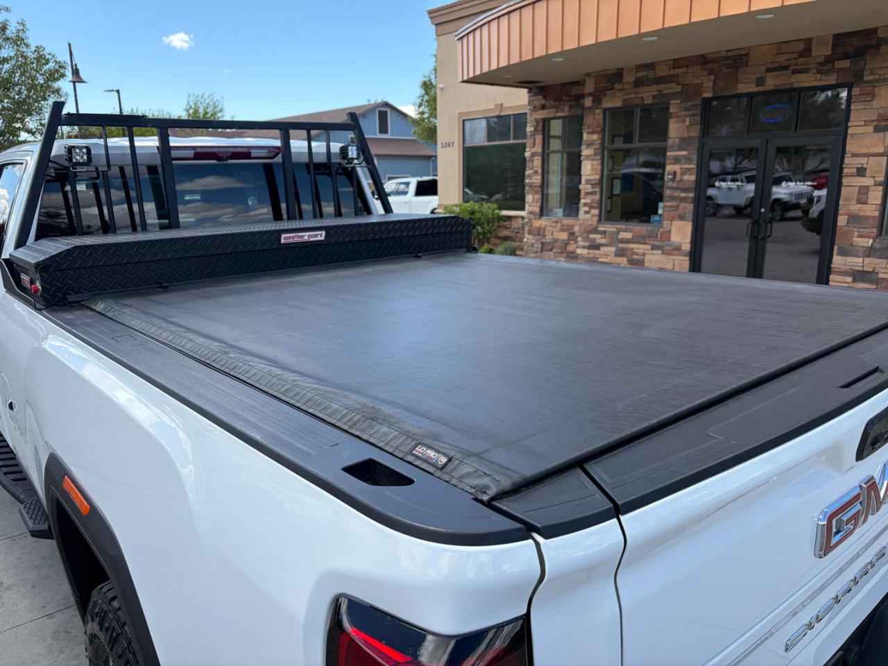 GMC Sierra 2500HD 4WD Crew Cab 172" AT4 2022