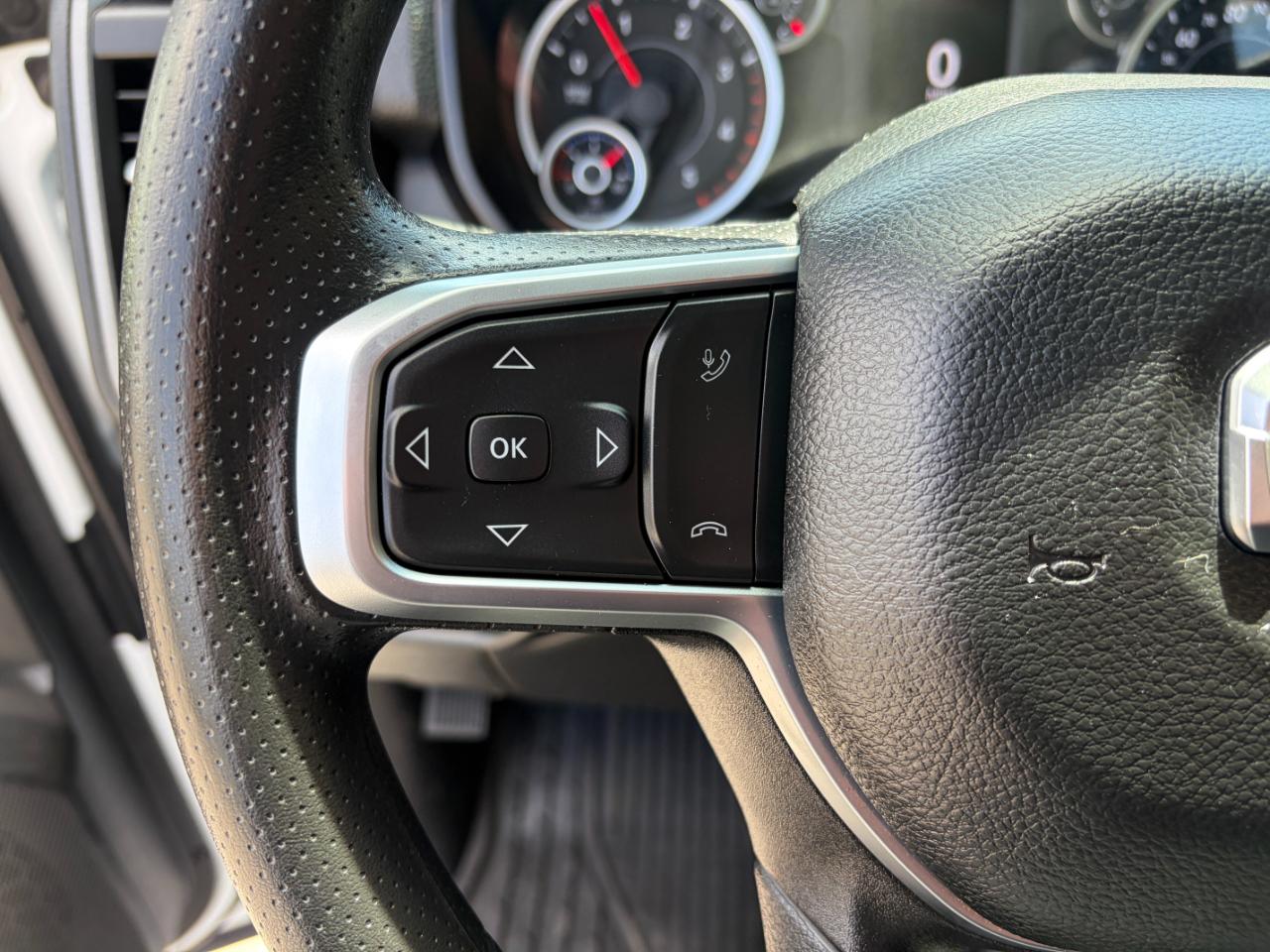 RAM 2500 Tradesman 4x4 Crew Cab 8' Box 2025