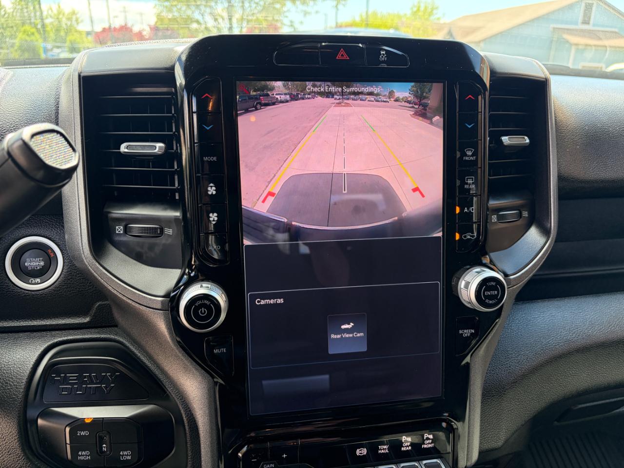 RAM 2500 Tradesman 4x4 Crew Cab 8' Box 2025