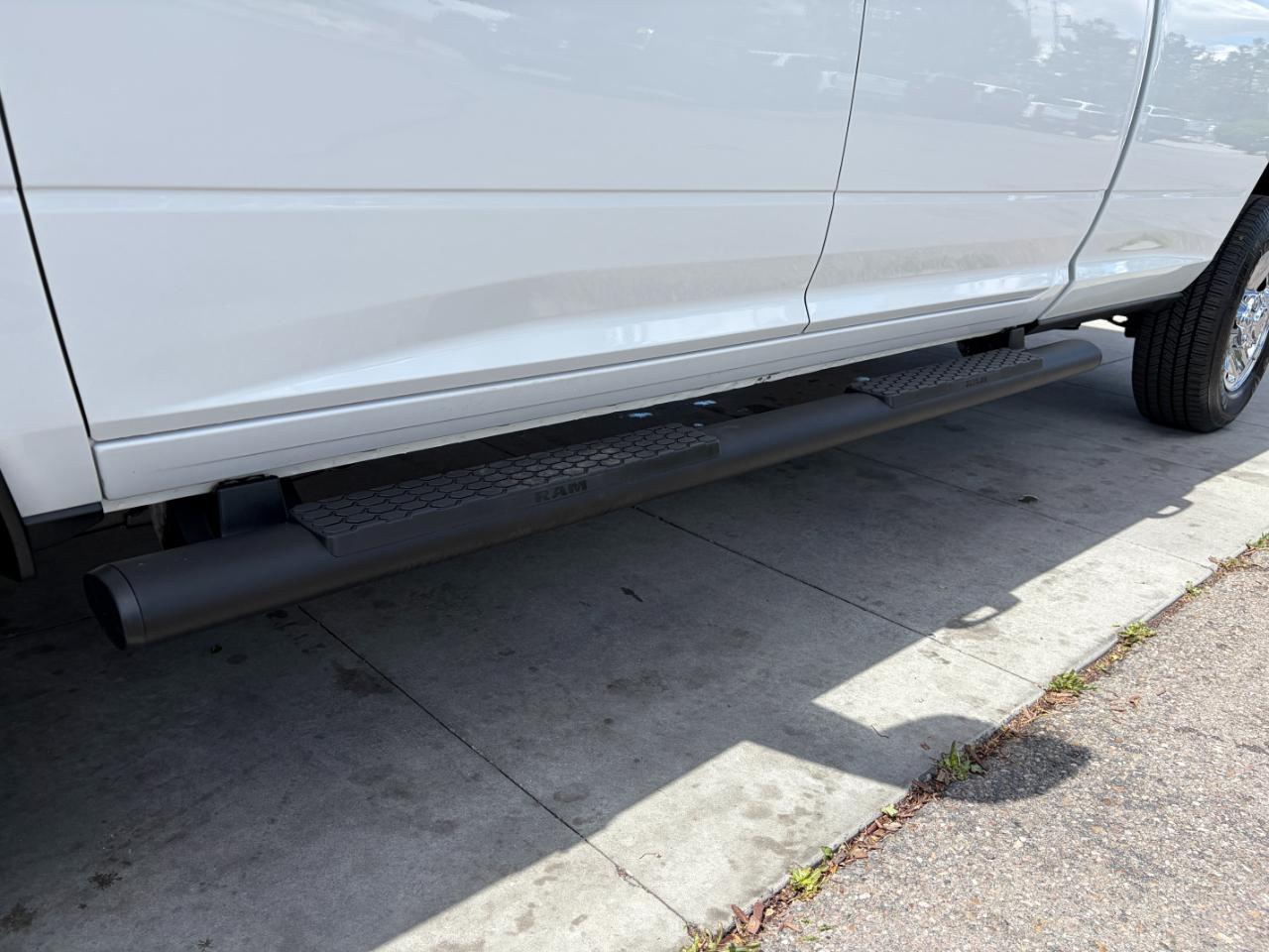 RAM 2500 Tradesman 4x4 Crew Cab 8' Box 2025