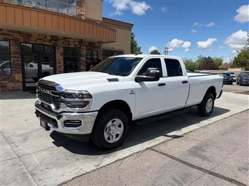 2025 RAM 2500 Tradesman 4x4 Crew Cab 8' Box