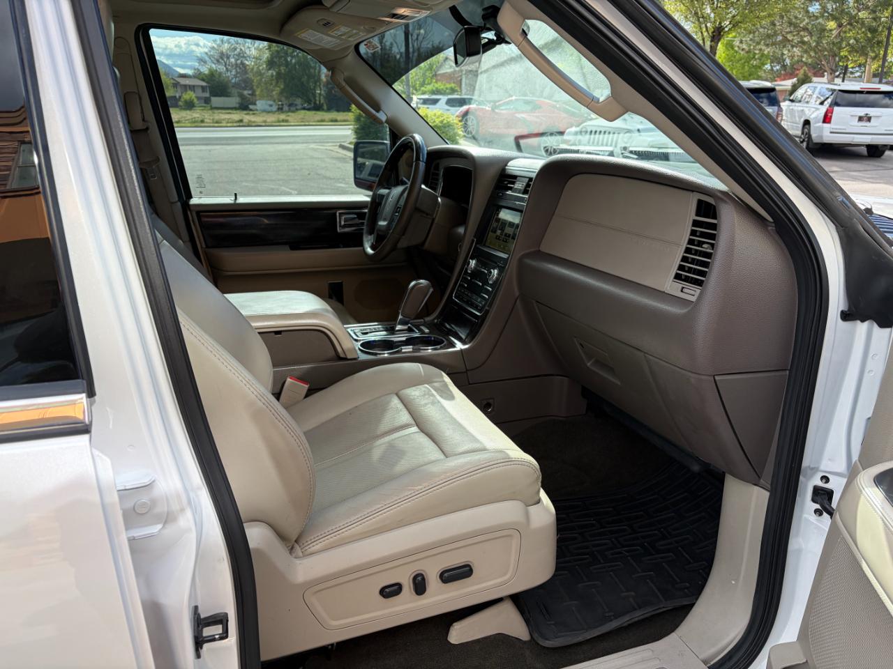 Lincoln Navigator L 4WD 4dr Select 2016