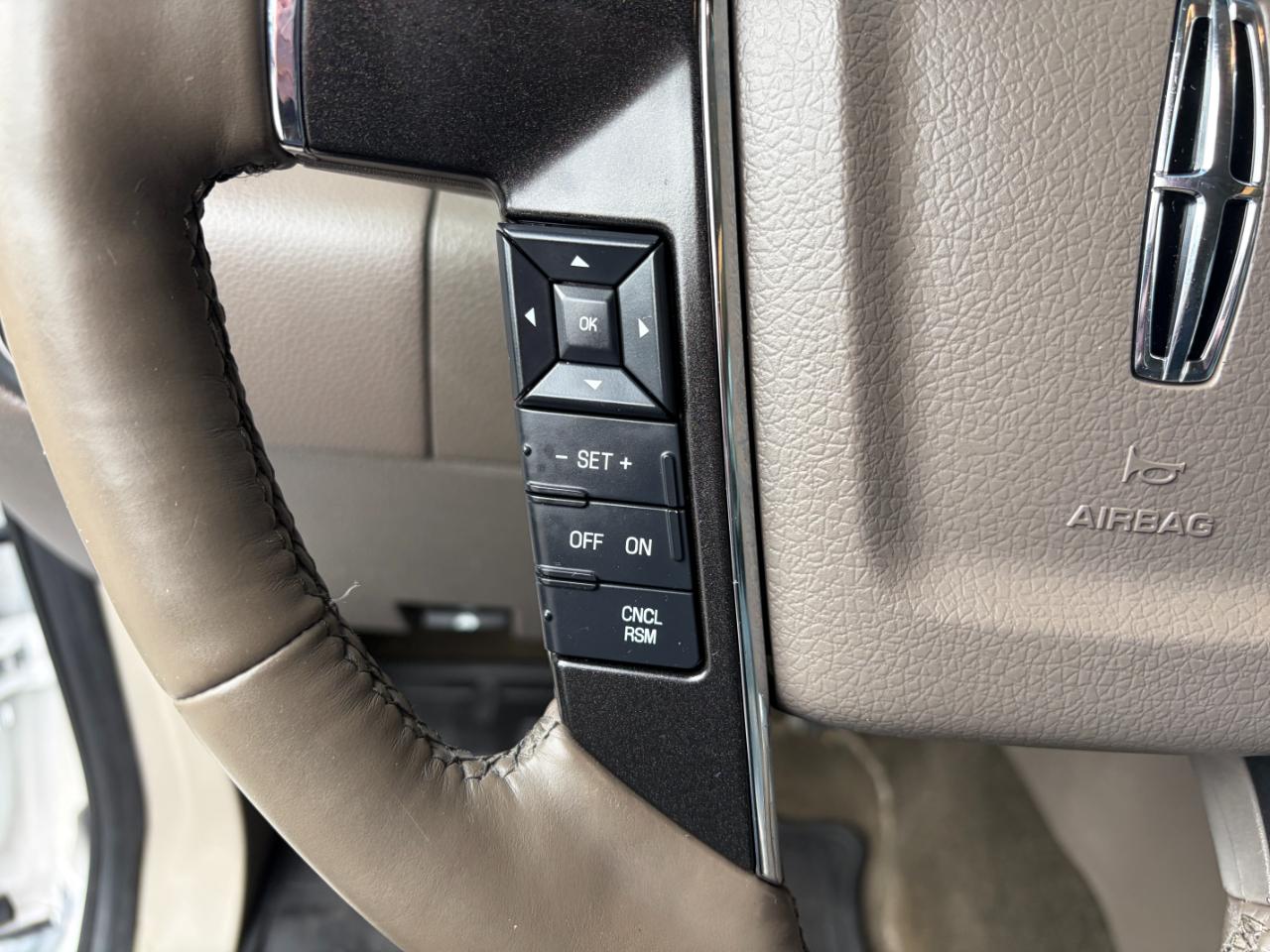 Lincoln Navigator L 4WD 4dr Select 2016