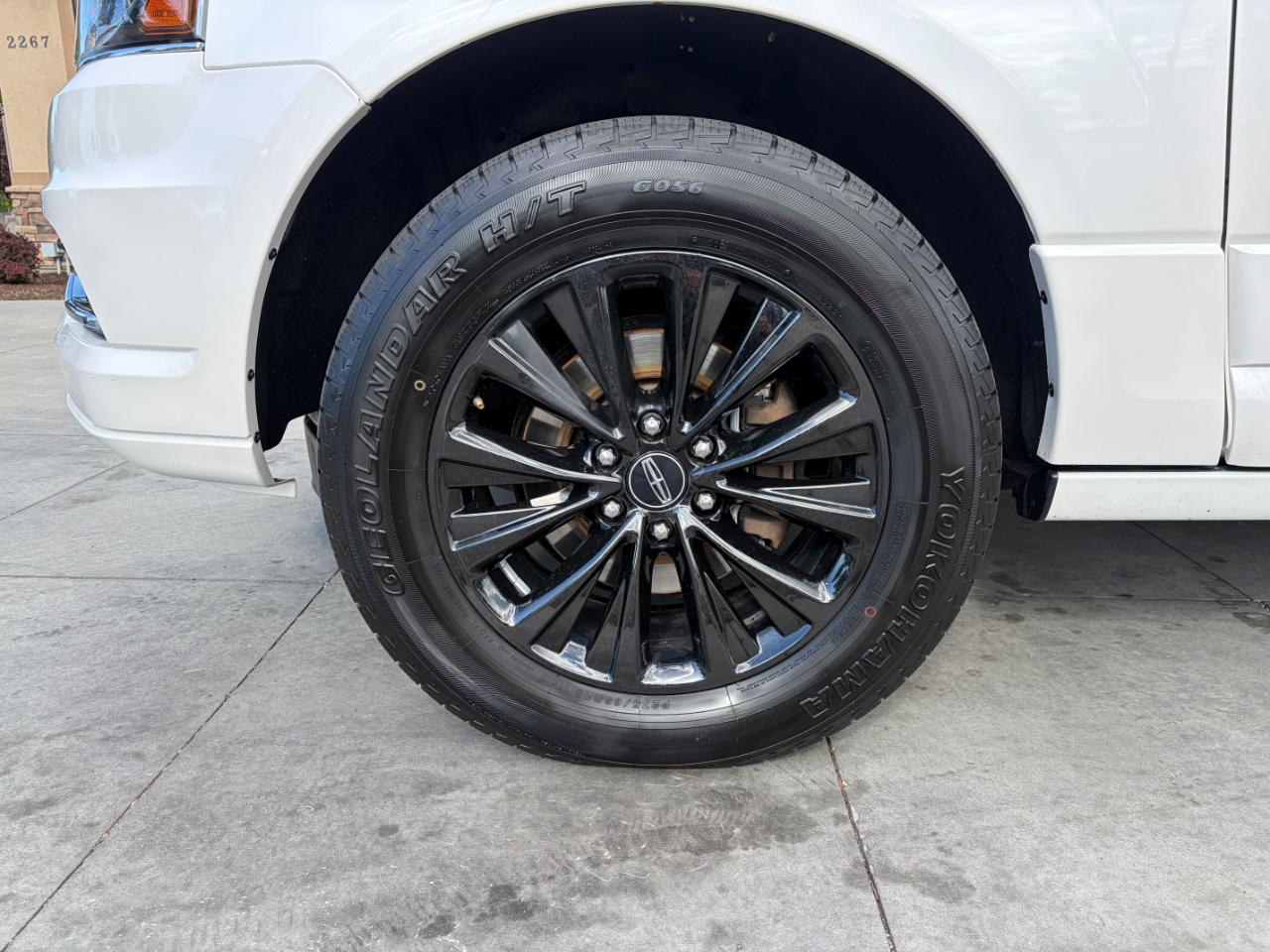 Lincoln Navigator L 4WD 4dr Select 2016