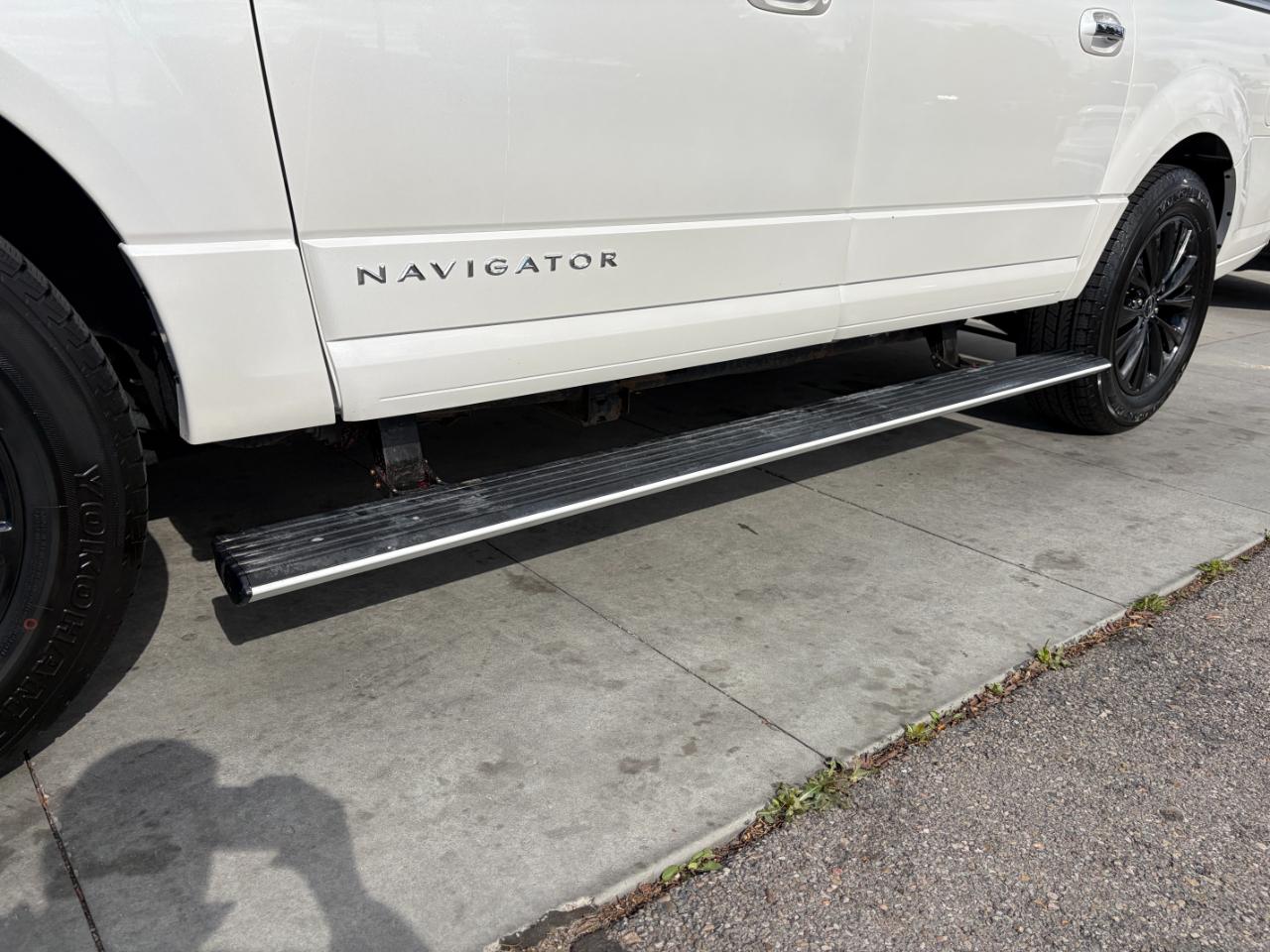 Lincoln Navigator L 4WD 4dr Select 2016