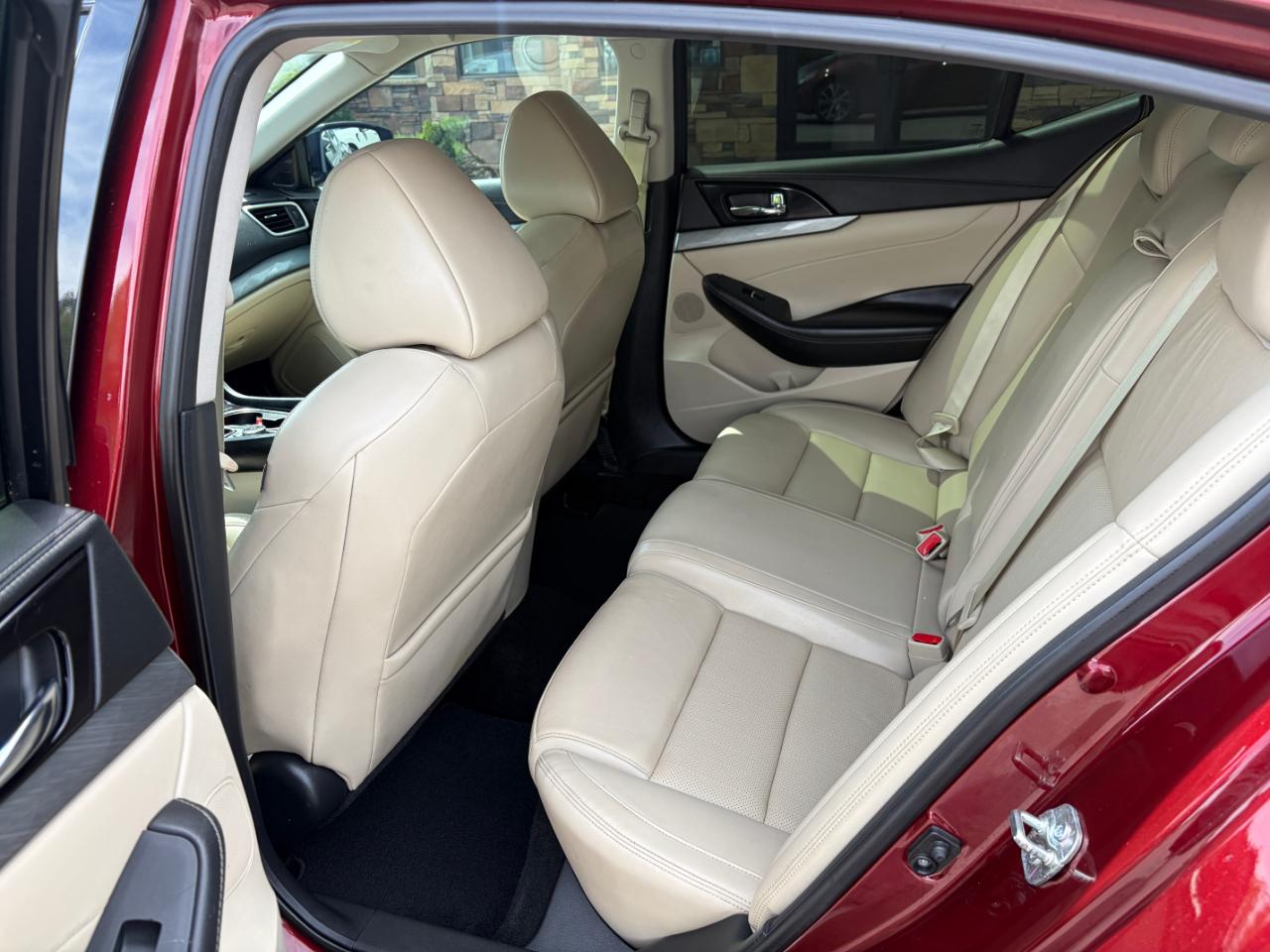 Nissan Maxima 4dr Sdn 3.5 SL 2016