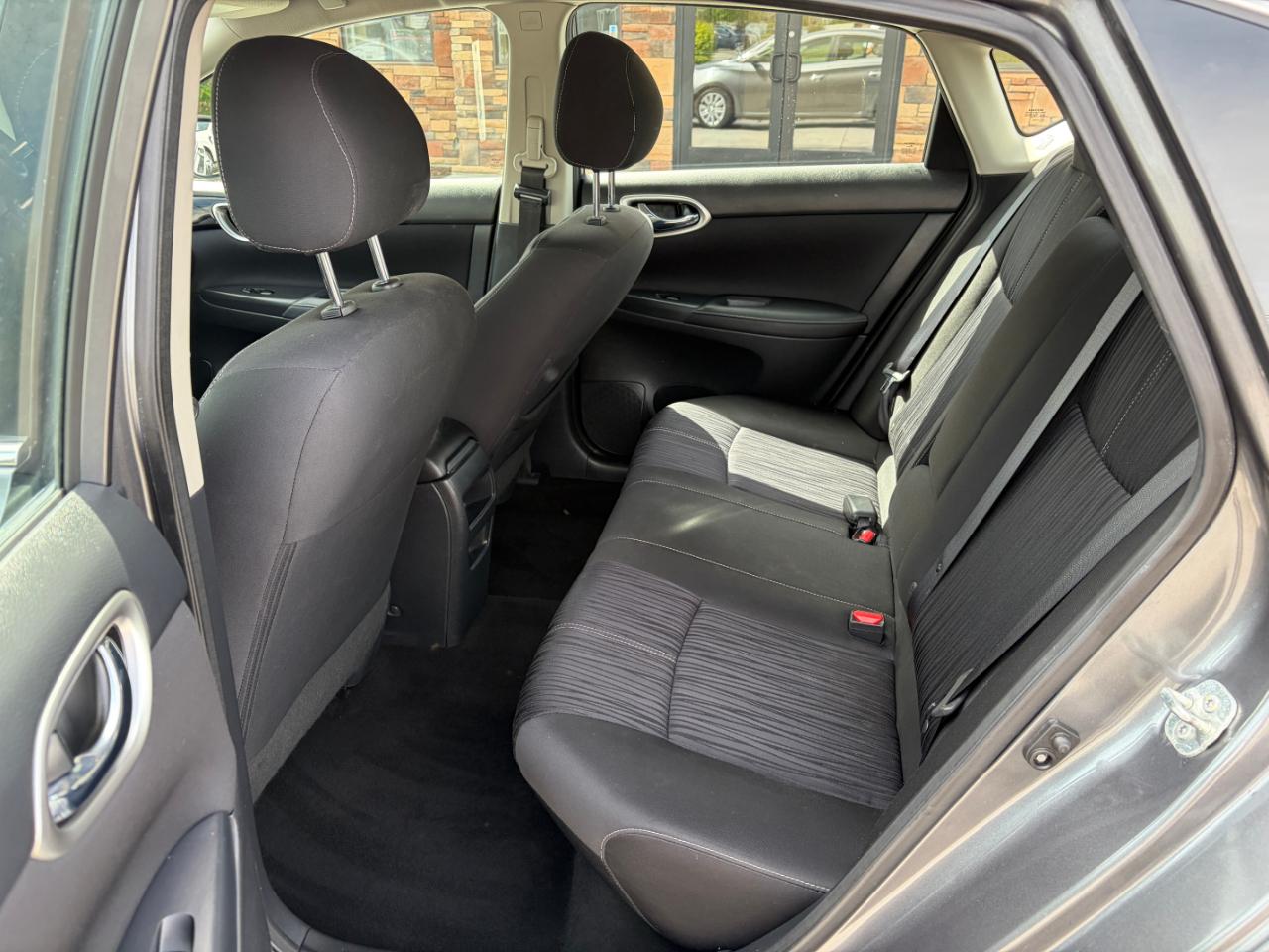 Nissan Sentra SV CVT 2017