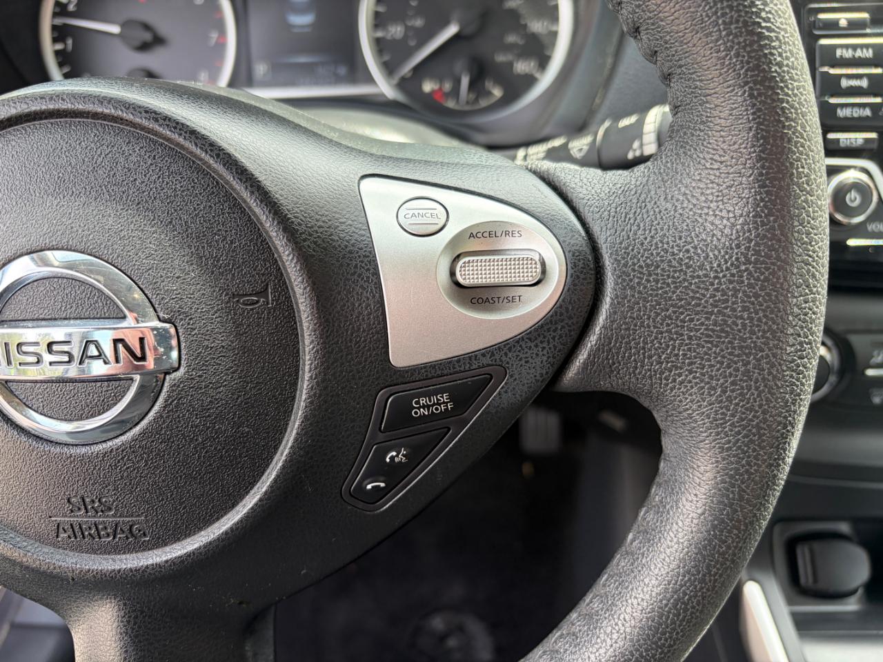 Nissan Sentra SV CVT 2017