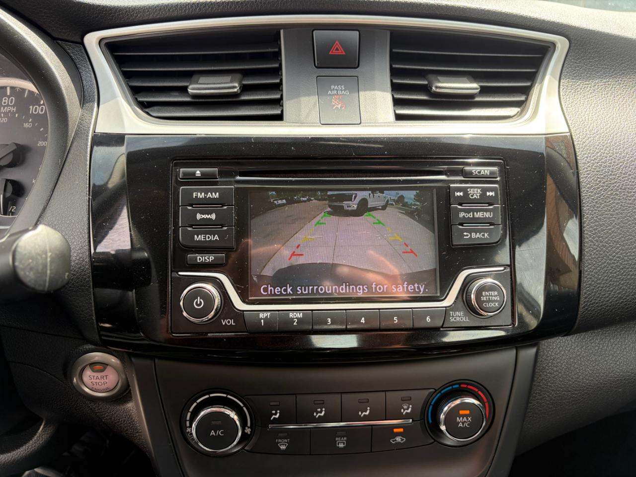 Nissan Sentra SV CVT 2017