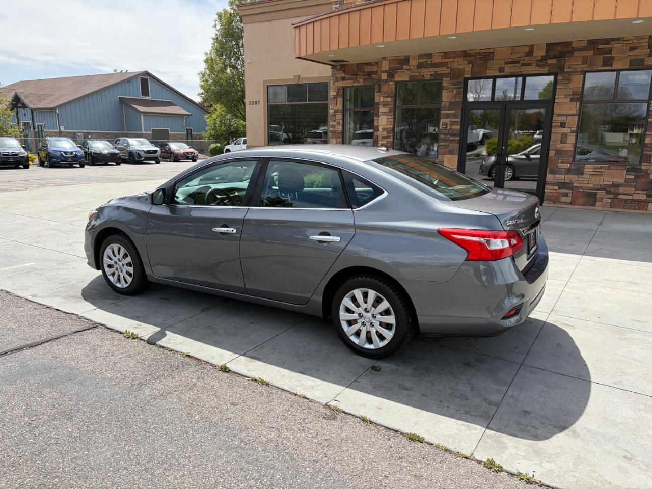 Nissan Sentra SV CVT 2017