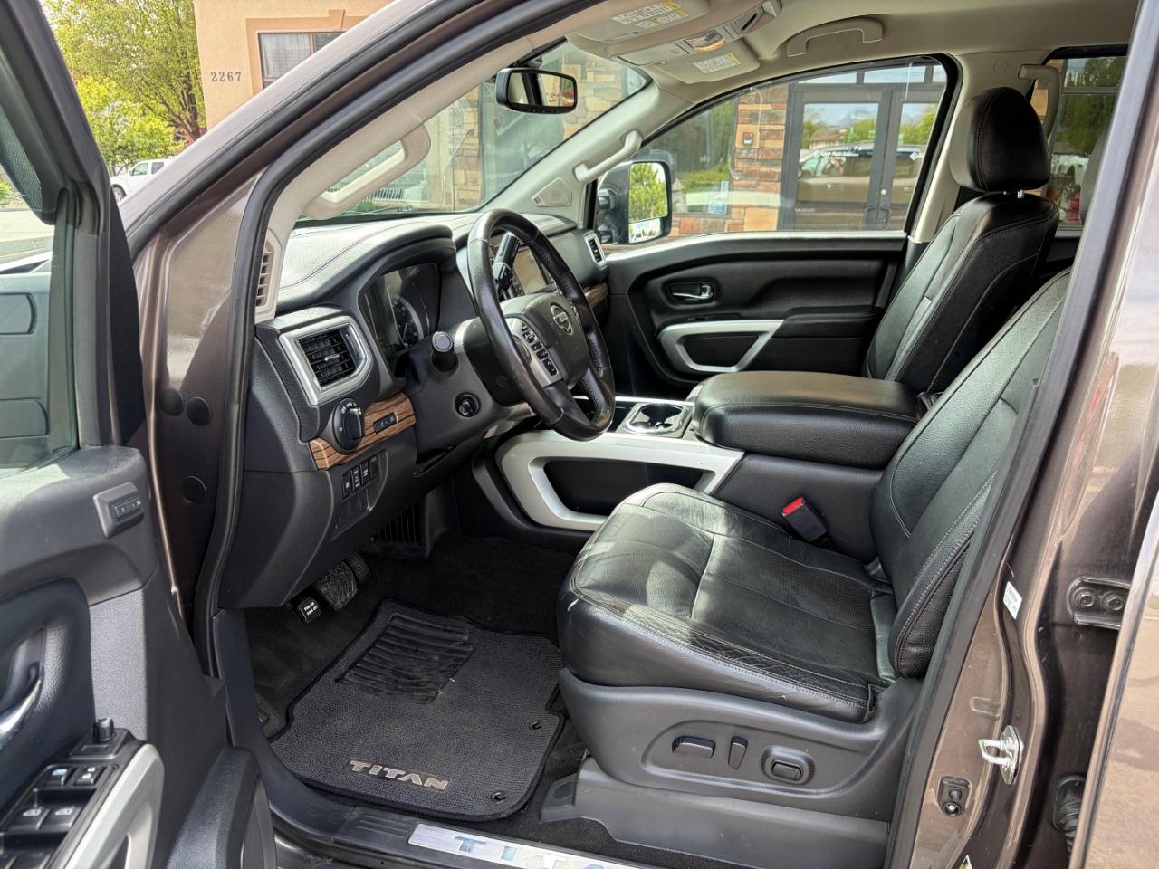 Nissan Titan XD 4x4 Gas Crew Cab SL 2018