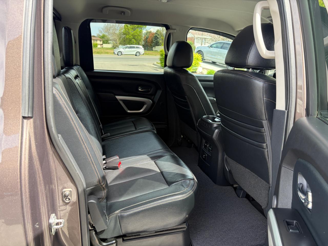 Nissan Titan XD 4x4 Gas Crew Cab SL 2018