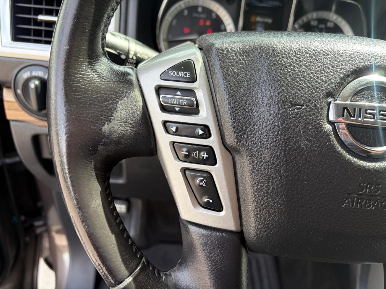 Nissan Titan XD 4x4 Gas Crew Cab SL 2018