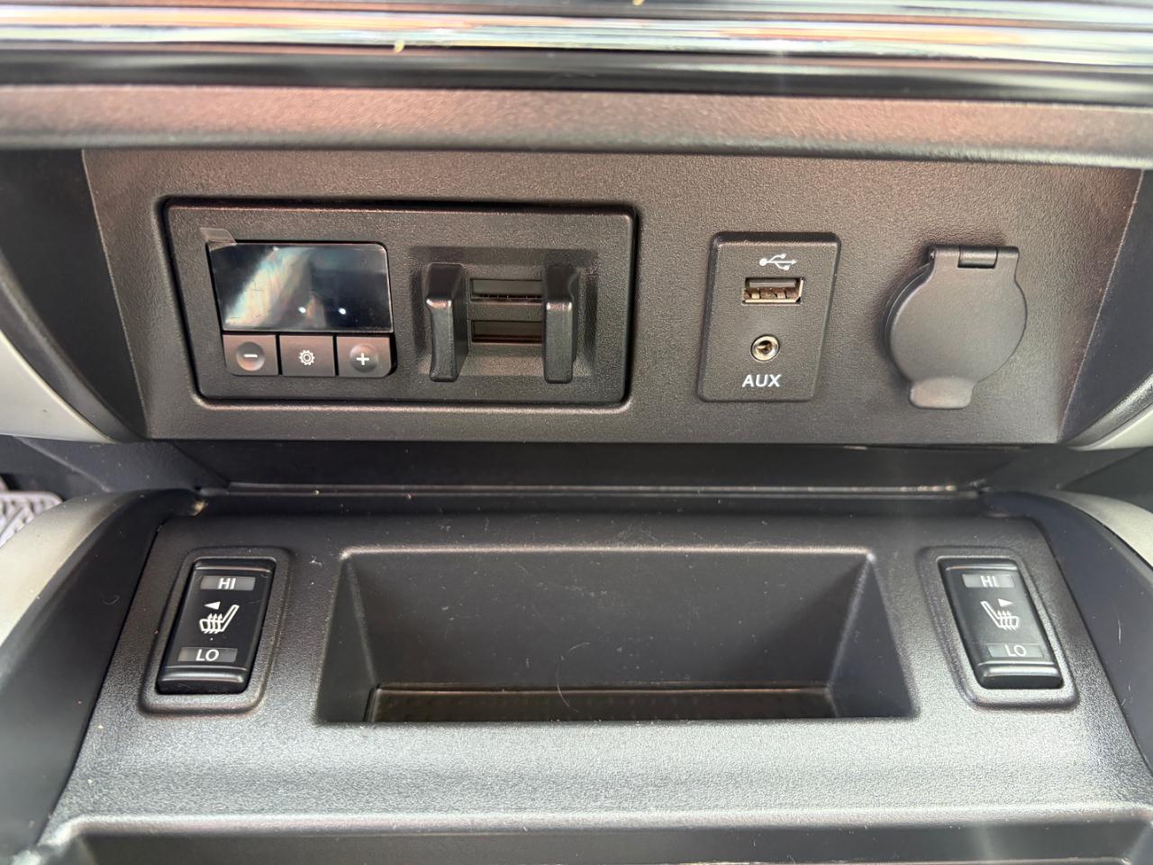 Nissan Titan XD 4x4 Gas Crew Cab SL 2018