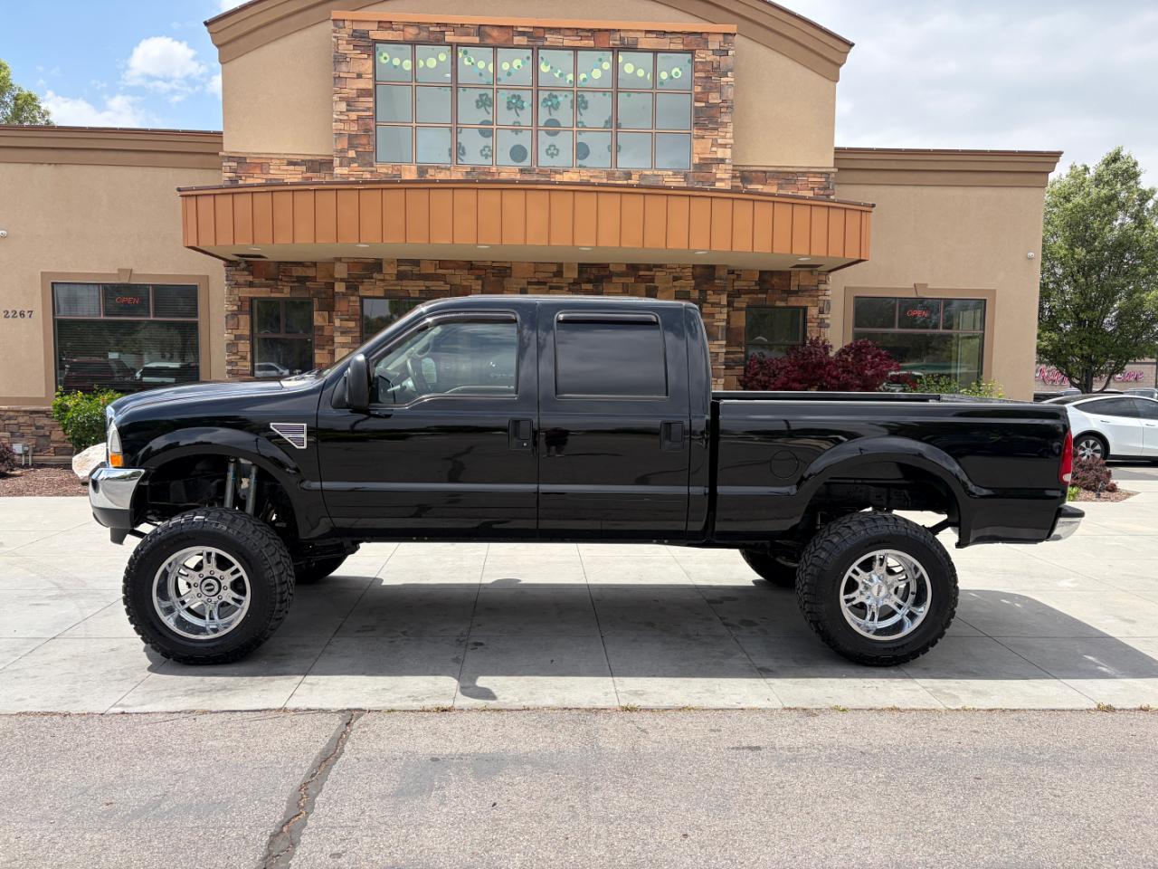 Ford Super Duty F-250 Crew Cab 156" Lariat 4WD 2002