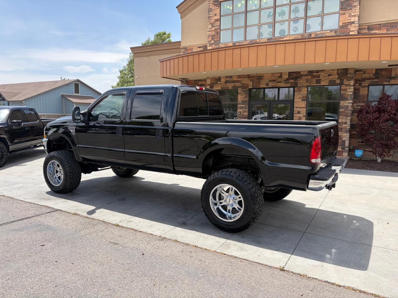 Ford Super Duty F-250 Crew Cab 156" Lariat 4WD 2002