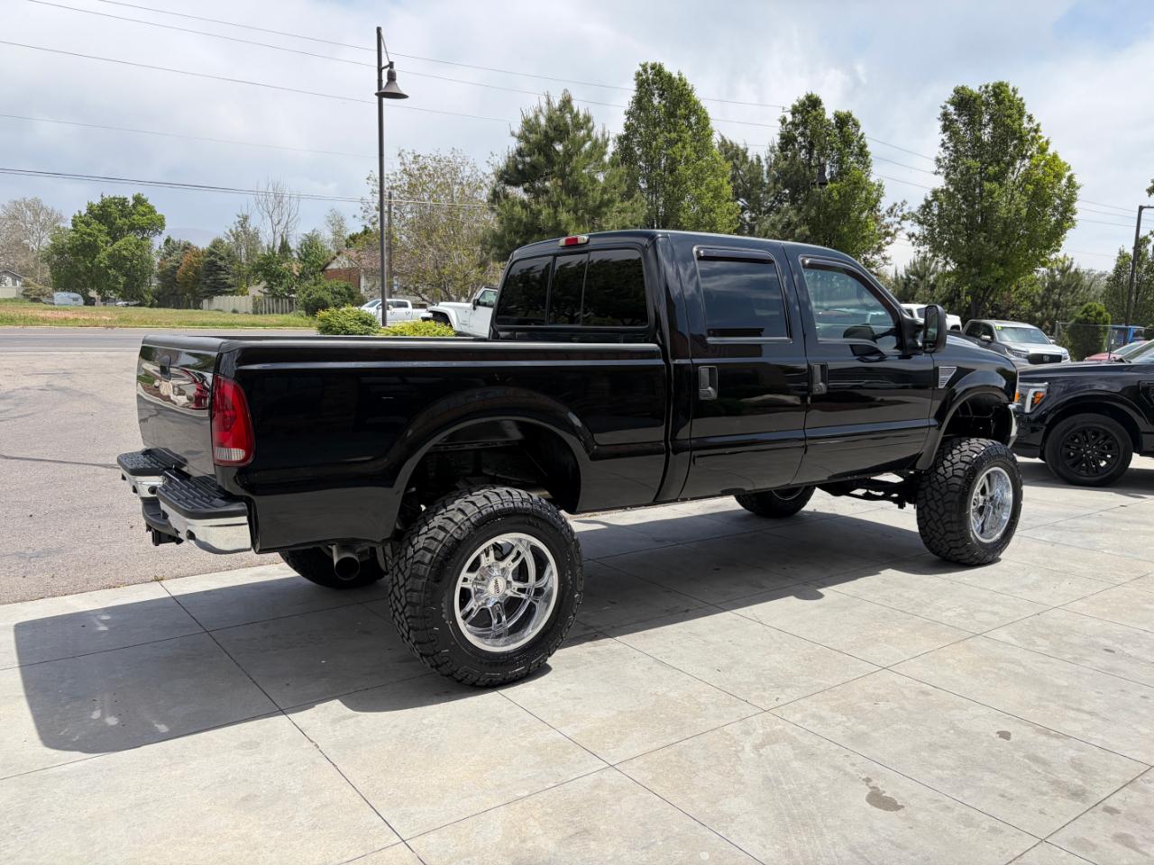 Ford Super Duty F-250 Crew Cab 156" Lariat 4WD 2002